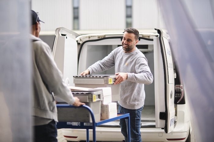 Wagen inladen voor een levering van Fresco Farma