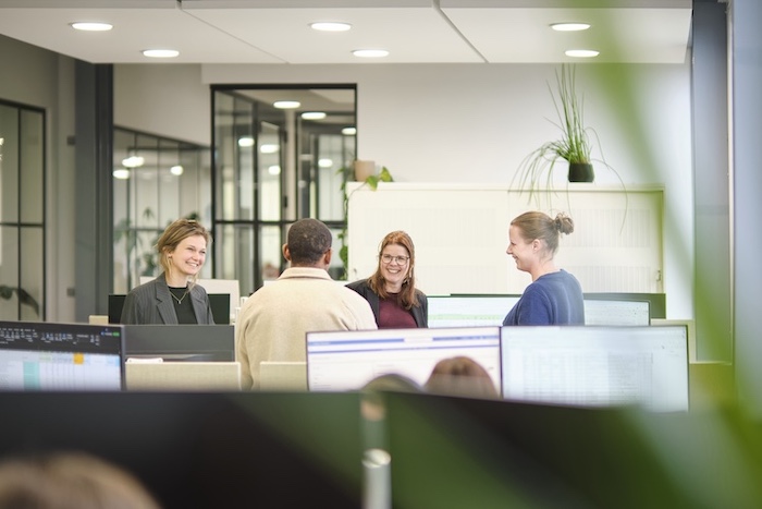 Coversation between colleagues at the Fresco Farma Office